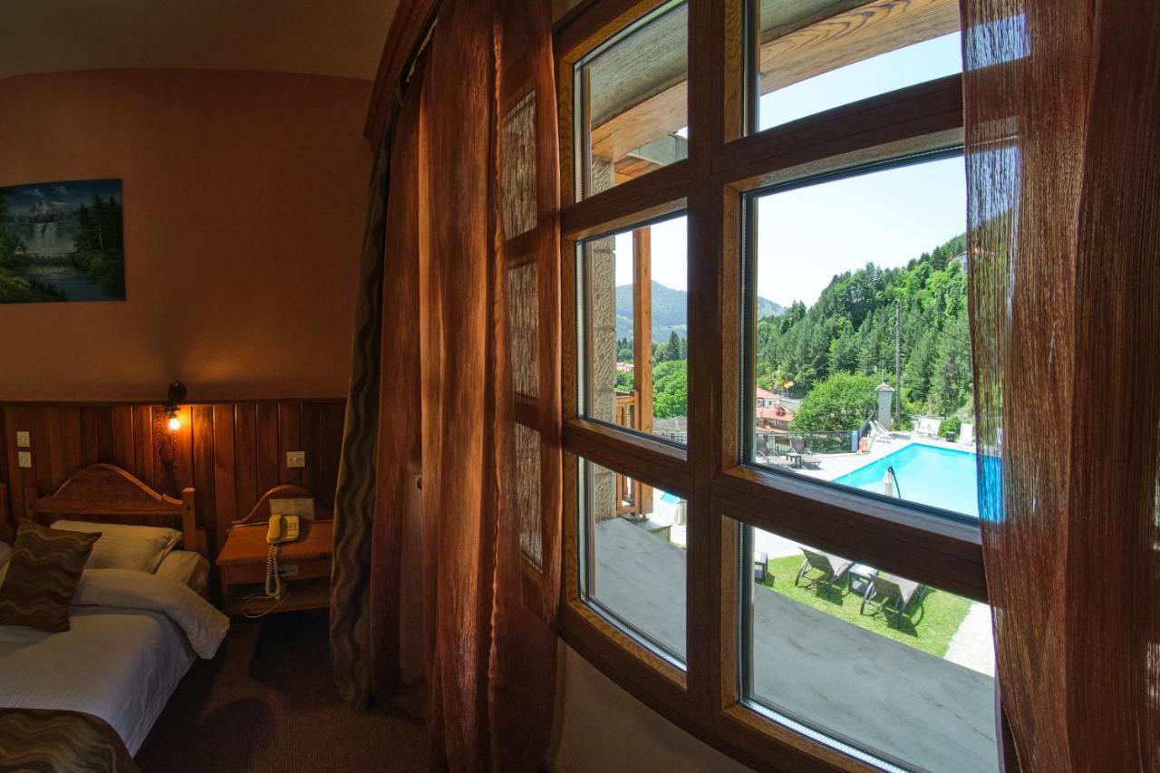 Hotel Victoria Metsovo Exterior foto